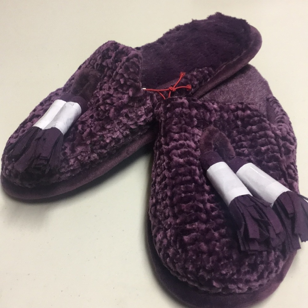 Bedroom slippers